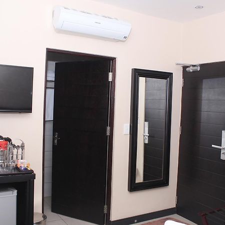 יוהנסבורג Hotel Galaxy Tower מראה חיצוני תמונה
